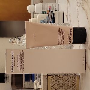 Grown Alchemist Anti-Pollutiin Primer